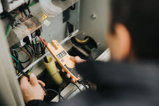 Best Circuit Breaker Repair  in Alvarado, TX